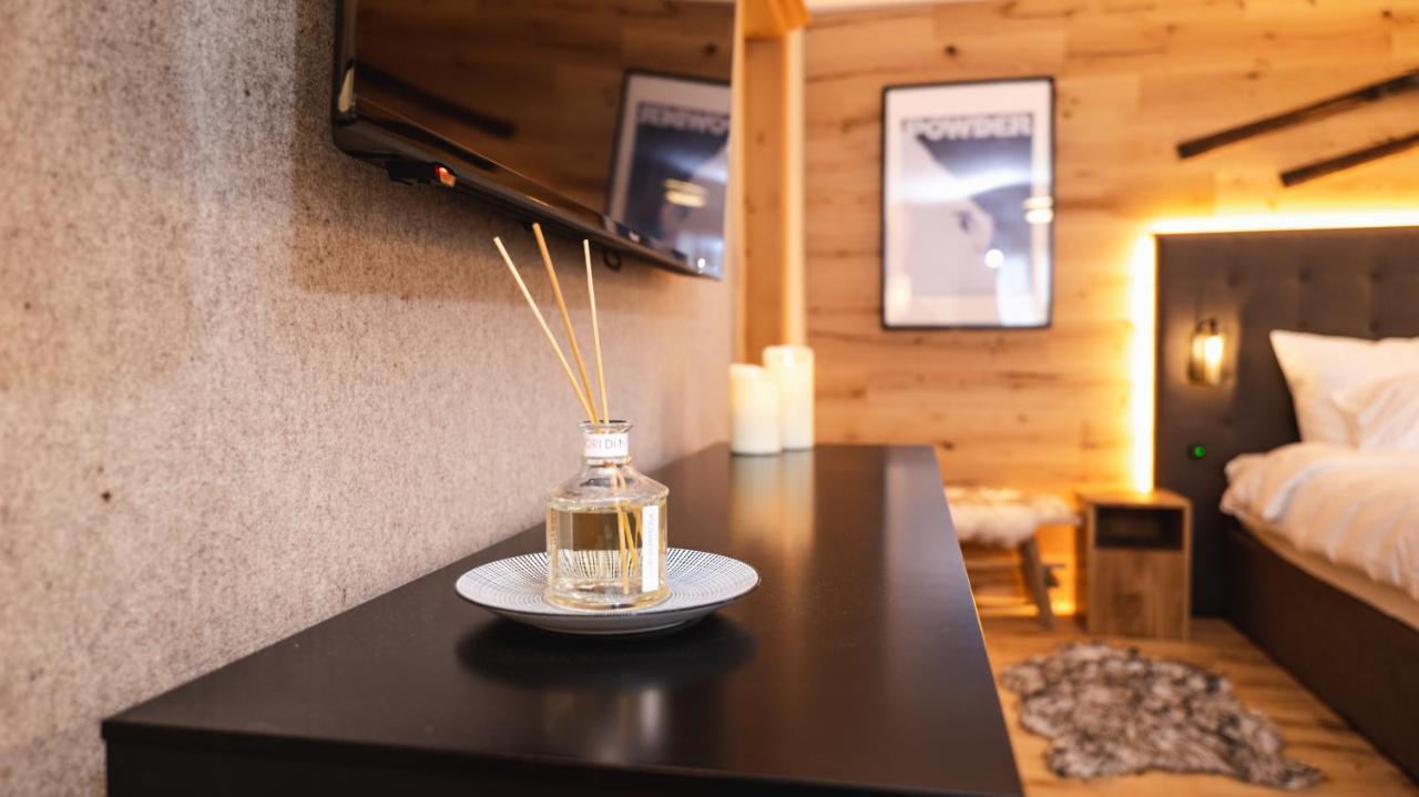 Wunderstay Alpine 3 Chic Studio Central Location Клостерс Екстер'єр фото